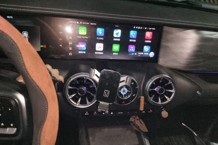 Used Tank 300 2024 2.0T Conqueror Audio And AC Panel