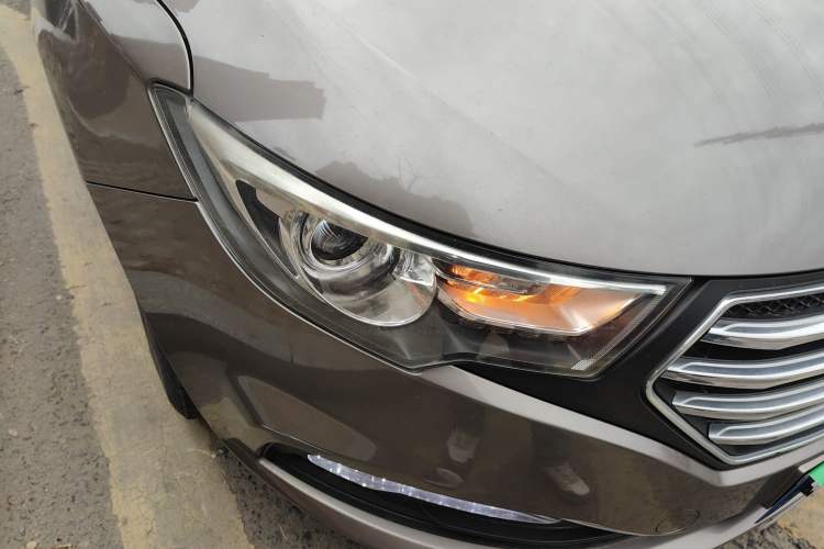 Used Bestune B30 2016 1.6L Automatic Luxury Model Right Front Headlight