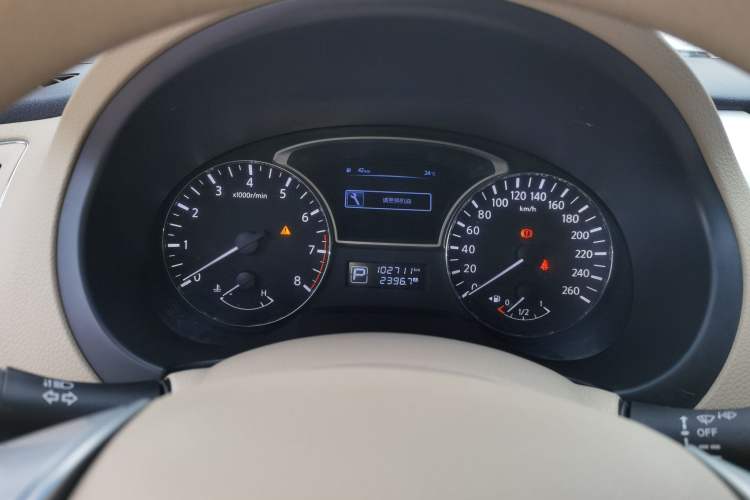 Used Nissan Teana 2016 2.0L XE Fashion Edition Instrument Cluster