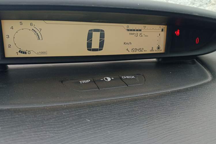 Used Citroen C-Quatre 2011 Sedan 1.6L Manual Fashion Edition Odometer Close Up