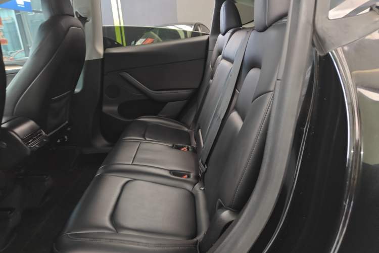 Used Tesla Model Y 2022 Rear-Wheel-Drive Version