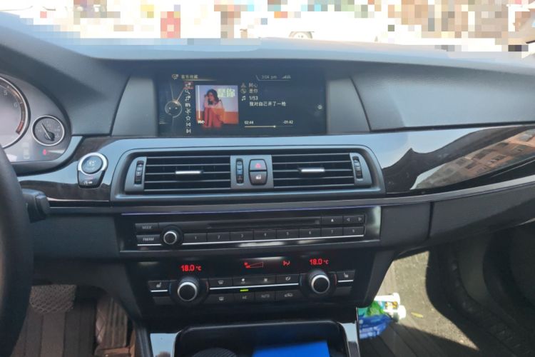 Used BMW 5 Series 2013 525Li Luxury Model Audio And AC Panel