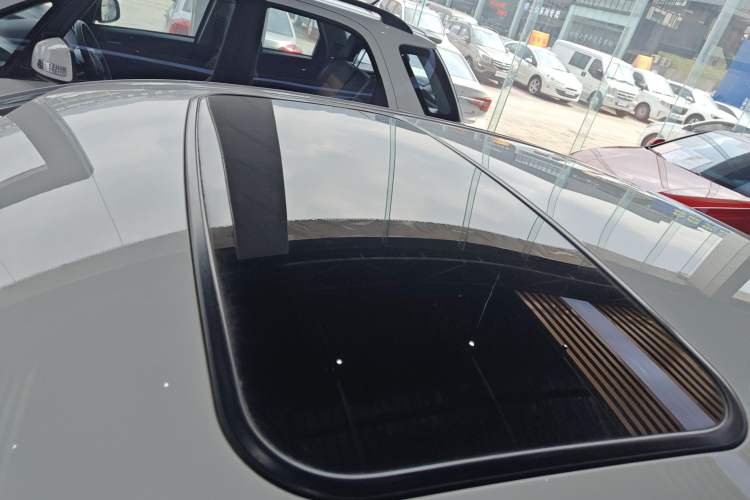 Used Ford Escort 2015 1.5L Manual Fashion Edition
