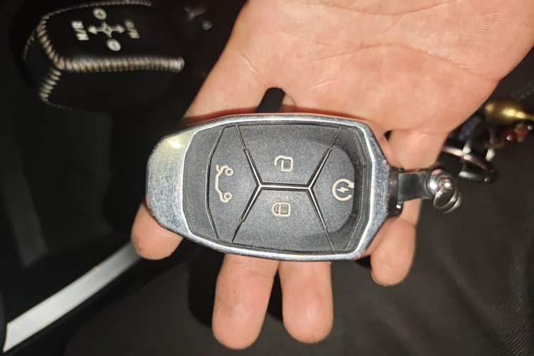 Used Lynk & Co 01 2017 2.0T Two-Wheel Drive Zhaopu Version
