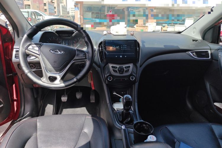 Used Chery Arrizo 5 2016 1.5L CVT Trendsetting Edition Center Console