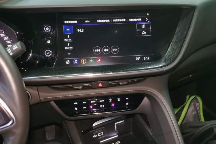 Used Buick Envision 2022 Encore Plus 652T Five-Seat Luxury Model
