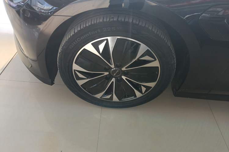 Used BYD Seal 2022 550 km Standard Range Rear-Wheel Drive Prestige Version