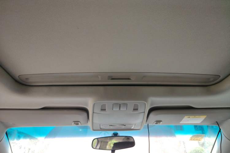 Used Buick GT 2014 XT 1.6L Automatic Fashion Edition Headliner