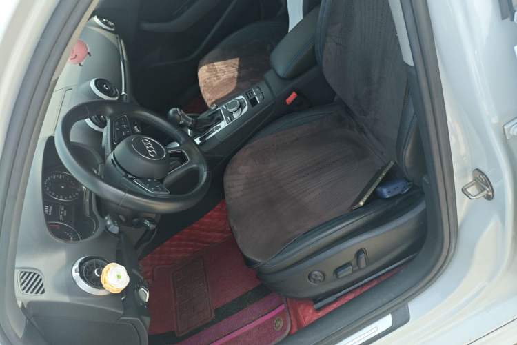 Used Audi A3 2020 Limousine 35 TFSI Fashion Edition China VI Emission Standard