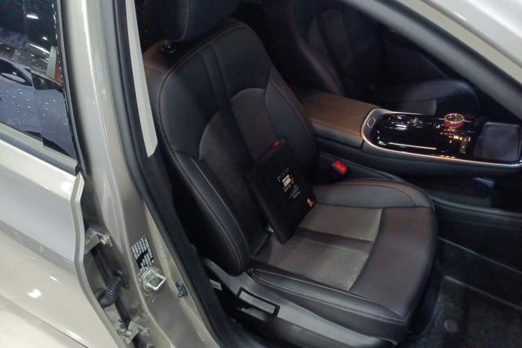 Used AION S 2023 Meizu 580 Lithium Iron Phosphate Right Front Seat