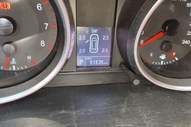 Used Haval H6 2015 Sport Edition 1.5T Automatic Two-Wheel Drive Luxury Model Odometer Close Up