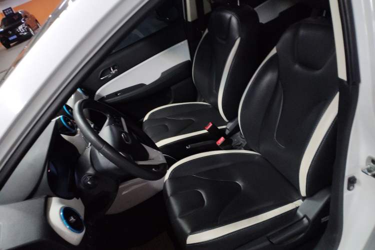 Used JAC iEV7 2019 iEV7L Luxury Smart Model
