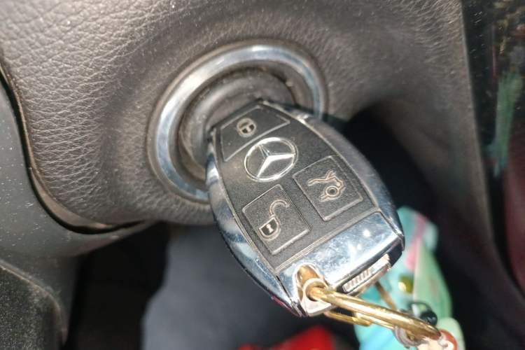 Used Mercedes-Benz SLK-Class 2011 SLK 200 Luxury Sports Model