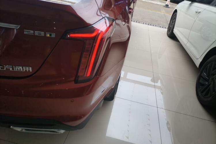 Used Cadillac CT5 2020 28T Fashion Edition
