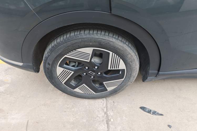 Used Bestune Yueyi 03 2025 565km Premium Edition