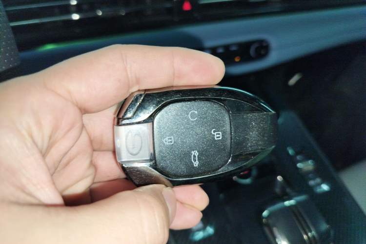 Used GAC Trumpchi EMPOW 2023 Shadow Leopard H Smart Hybrid Edition