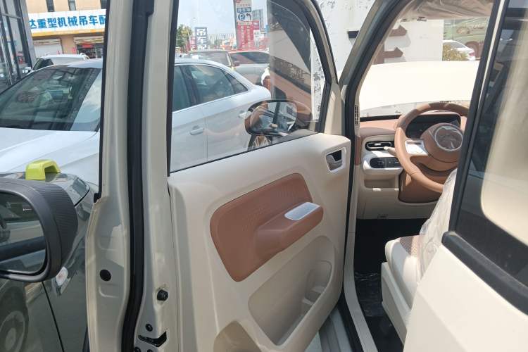 Used Wuling Hongguang MINIEV 2024 3rd Generation 215km Youth Edition
