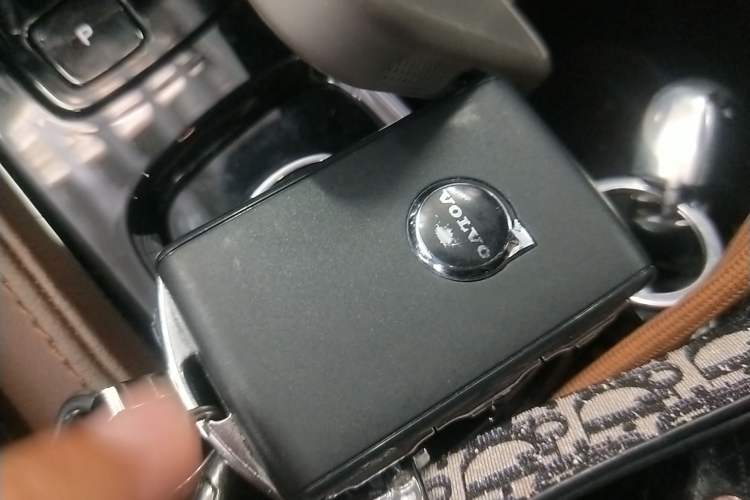 Used Volvo S90 2025 B5 Zhiya Luxury Edition
