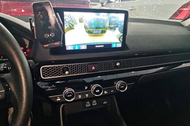 Used Honda Civic 2023 240TURBO CVT Dynamic Edition
