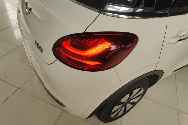 Used Wuling Bingo 2025 333 km Lingxi Deluxe Edition Right Rear Taillight