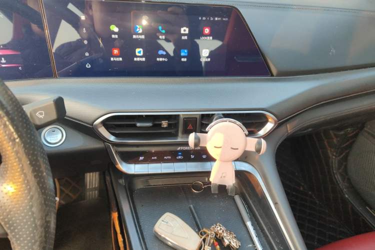 Used CHANGAN UNI-T 2020 1.5T Prestige Version