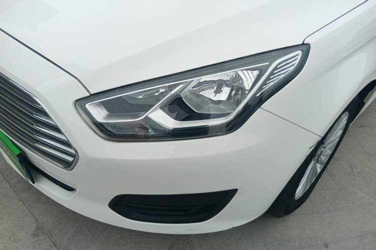 Used Ford Escort 2017 Revised Version 1.5L Manual Comfort Edition
