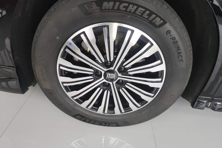 Used BYD Xia 2025 DM-i 1.5T 180km Beyond Edition
