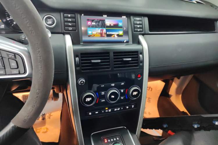 Used Land Rover Discovery Sport 2019 240 PS SE Version China VI Standard