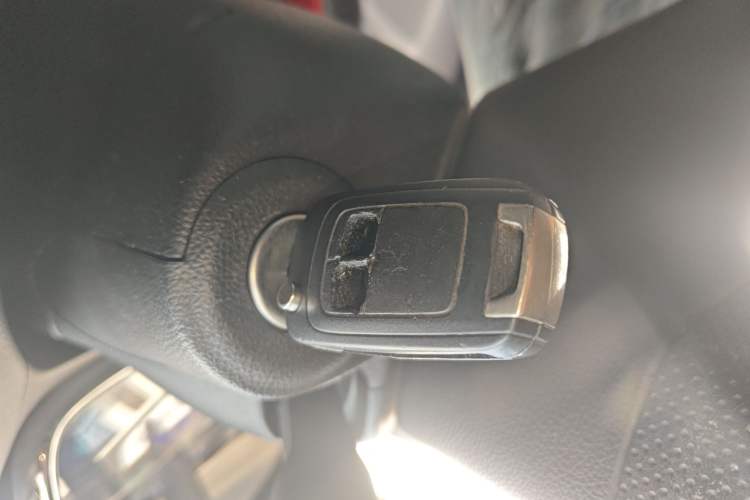 Used Chevrolet Trax 2016 1.4T Manual Two-Wheel Drive Comfort Version with Sunroof
