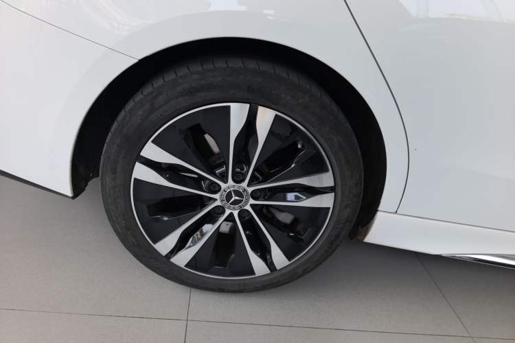 Used Mercedes-Benz C-Class New Energy 2025 C 350 eL Exterior 5