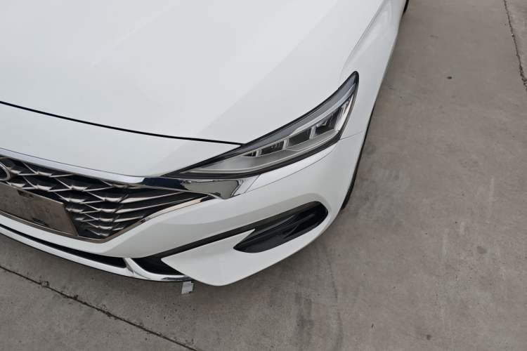 Used Hyundai Lafesta 2019 280TGDi Smart Speed Version China VI Standard Left Front Headlight