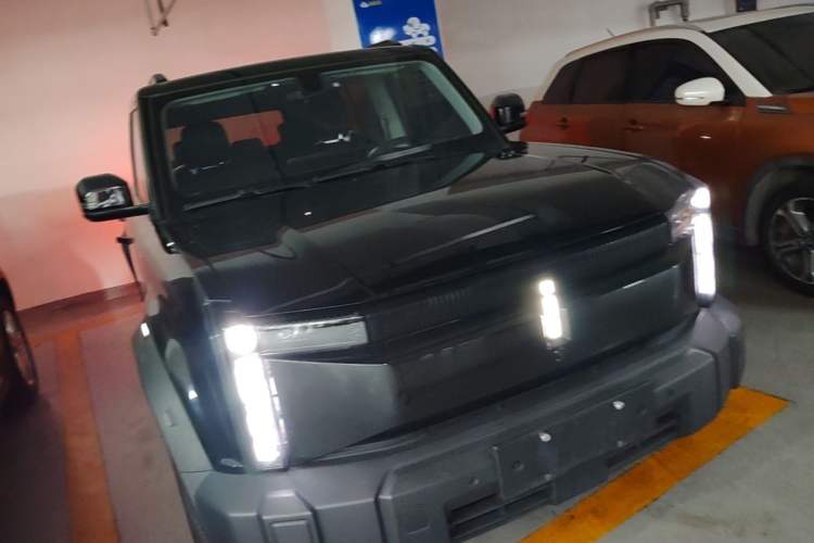 Used iCAR 03 2024 401km Range Two-Wheel Drive Standard Yuechao Version