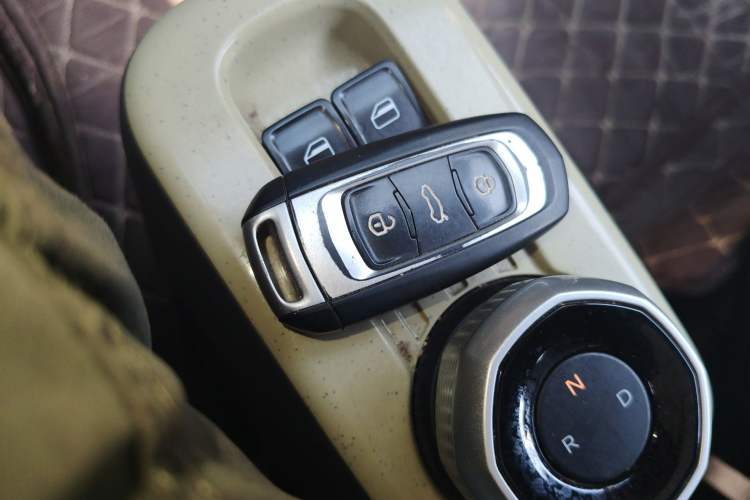 Used Geely Galaxy Panda 2024 200km Panda Rider