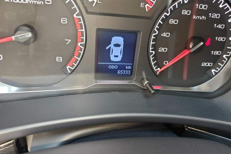 Used Haval H5 Classic 2016 Classic Edition 2.0T Manual 4x4 Elite Model Odometer Close Up