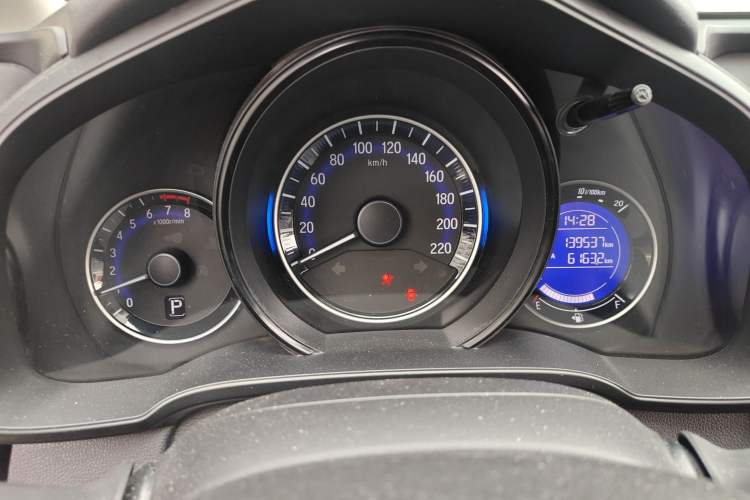 Used Honda Fit 2016 1.5L LXS CVT Comfort Sunroof Version