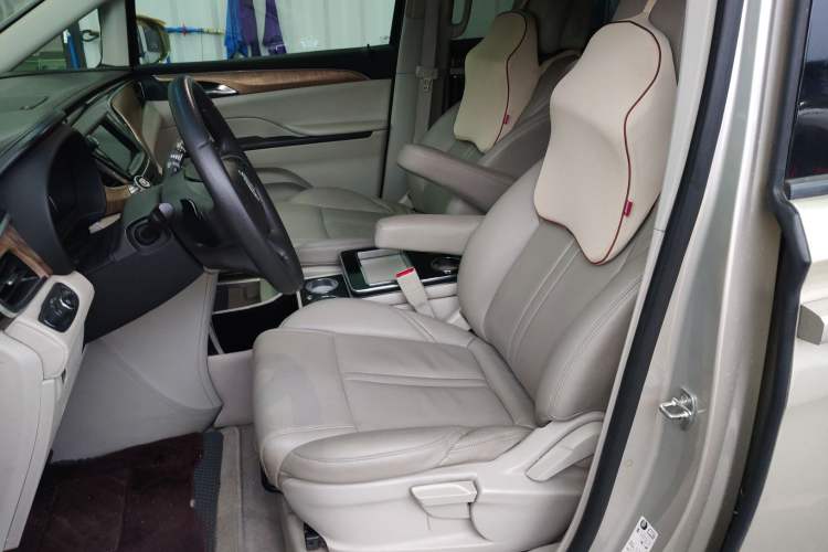 Used Buick GL8 2017 ES 28T Comfort Model China V Standard