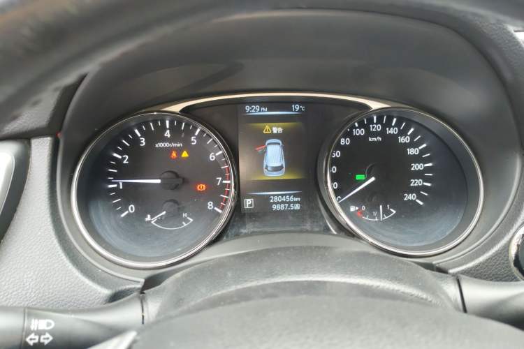 Used Nissan X-Trail 2014 2.0L CVT Comfort Edition 2WD Instrument Cluster