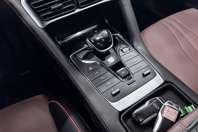 Used BYD Song PLUS 2020 1.5T Automatic Flagship Edition Gear Lever