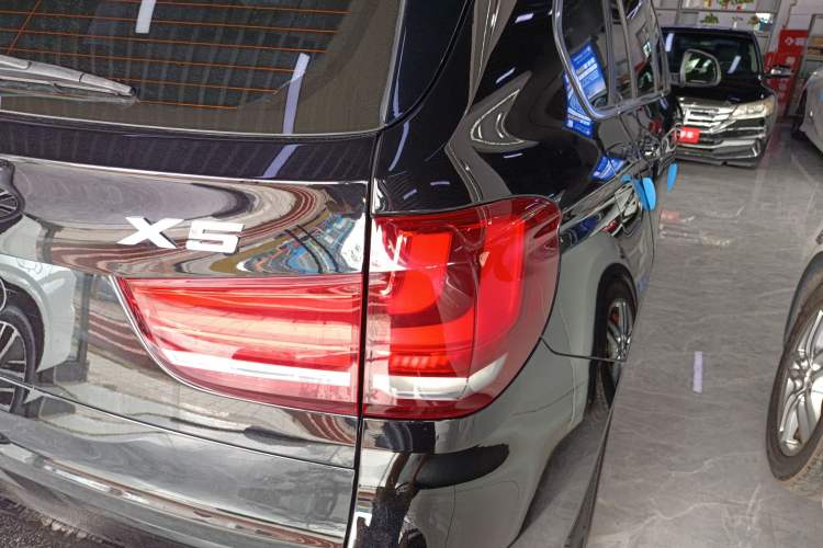 Used BMW X5 2017 xDrive35i Middle East
