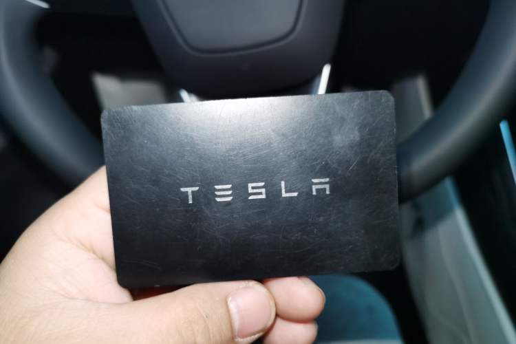 Used Tesla Model Y 2025 Rear-Wheel-Drive Version Vehicle Key