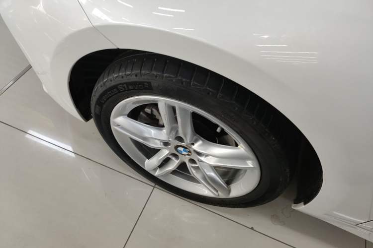 Used BMW 1 Series 2021 Revised 120i M Sport Night Edition Left Front Wheel Hub