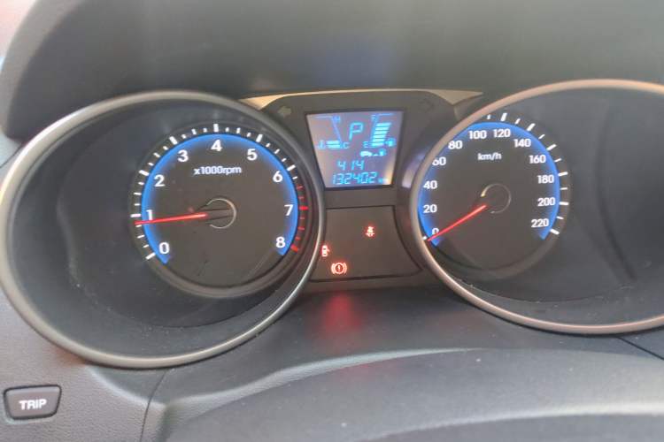 Used Hyundai ix35 2013 2.0L Automatic Two-Wheel Drive Smart GLS China V Standard Instrument Cluster