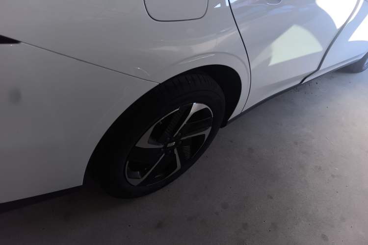 Used Geely Galaxy L6 2025 EM-i 140km Explorer+ Edition