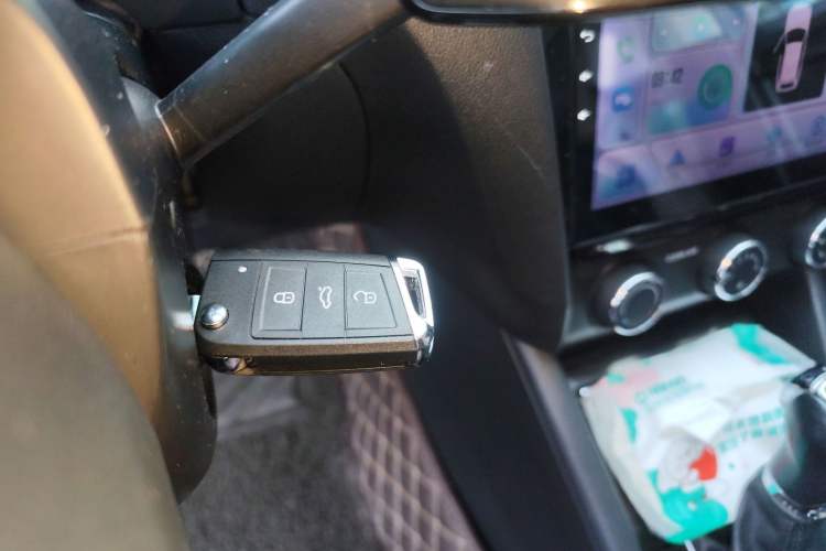 Used Skoda Octavia 2016 1.6L Automatic Smart Drive Edition
