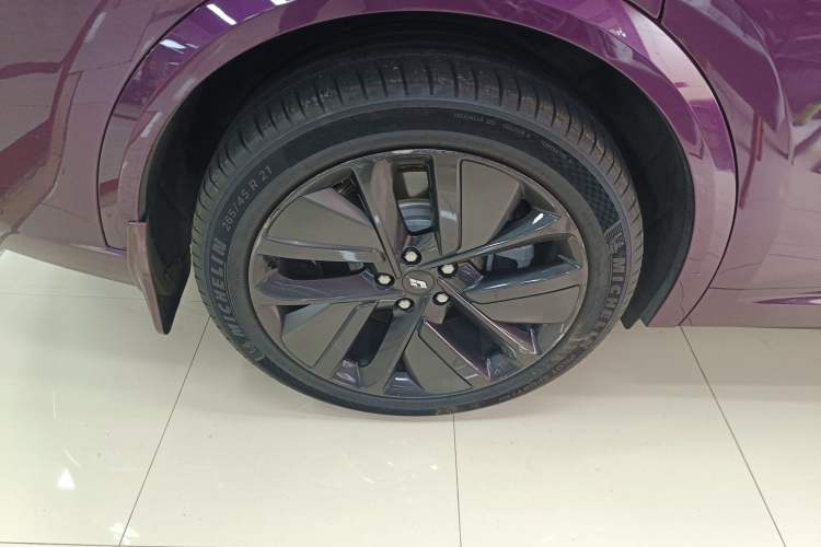 Used Li Auto L9 2022 Max model