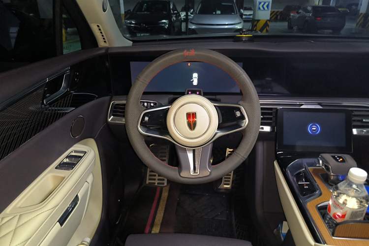 Used Hongqi E-HS9 2021 510 km Range Flagway Edition Six Seats
