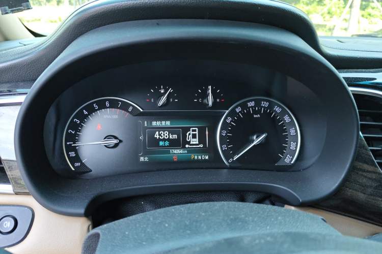 Used Buick GL8 2017 ES 28T Luxury Model China V Standard
