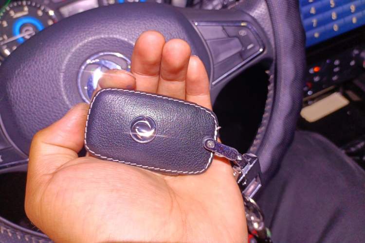 Used Dongfeng Fengon 580 2016 1.5T Manual Luxury Edition
