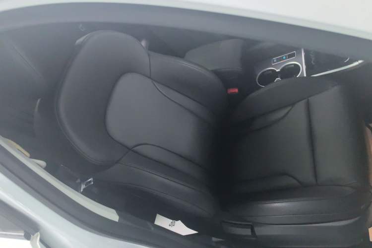 Used Haval H2 2018 Red-Label 1.5T Manual Two-Wheel Drive Luxury Model