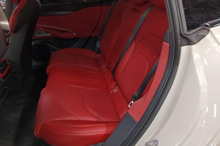 Used Xiaomi Auto SU7 2024 Rear-Drive Ultra-Long Range Advanced Pro-Level Intelligent Driving Version